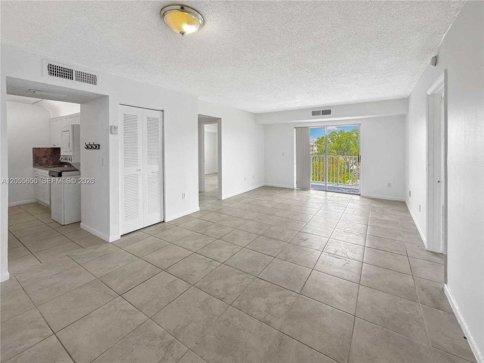 8260 SW 210th St # 309, Cutler Bay, FL 33189 — zdjęcie 2