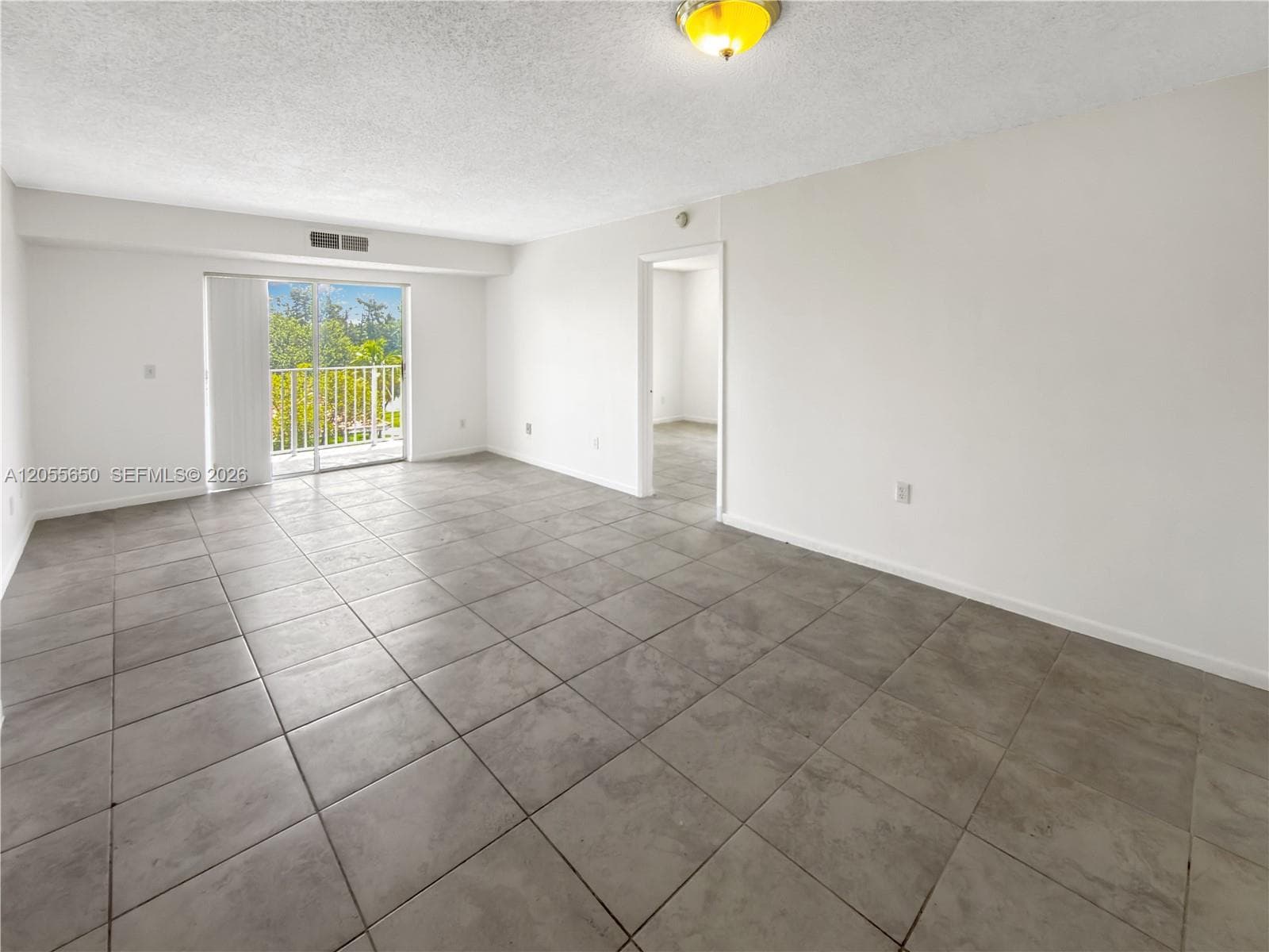 8260 SW 210th St # 309, Cutler Bay, FL 33189 — zdjęcie 3