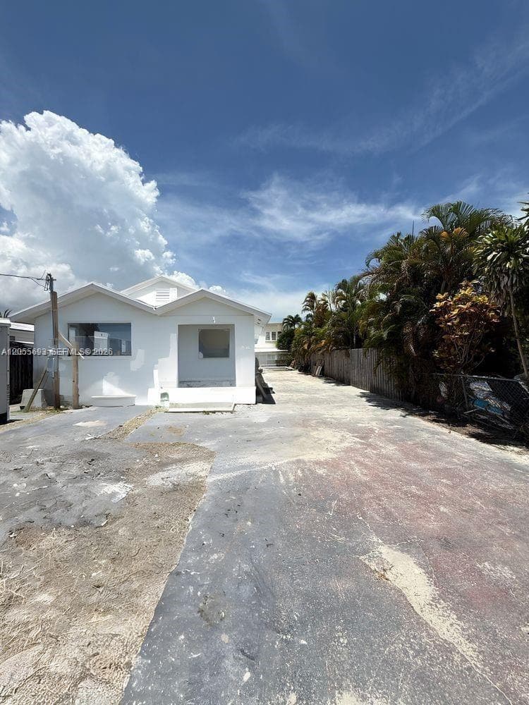2235 SW 15th St, Miami, FL 33145 — zdjęcie 2