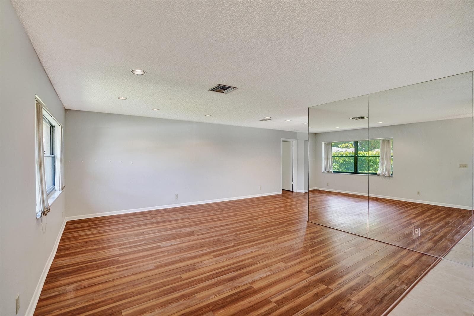 738 NW 24TH Avenue, Delray Beach, FL 33445 — zdjęcie 4