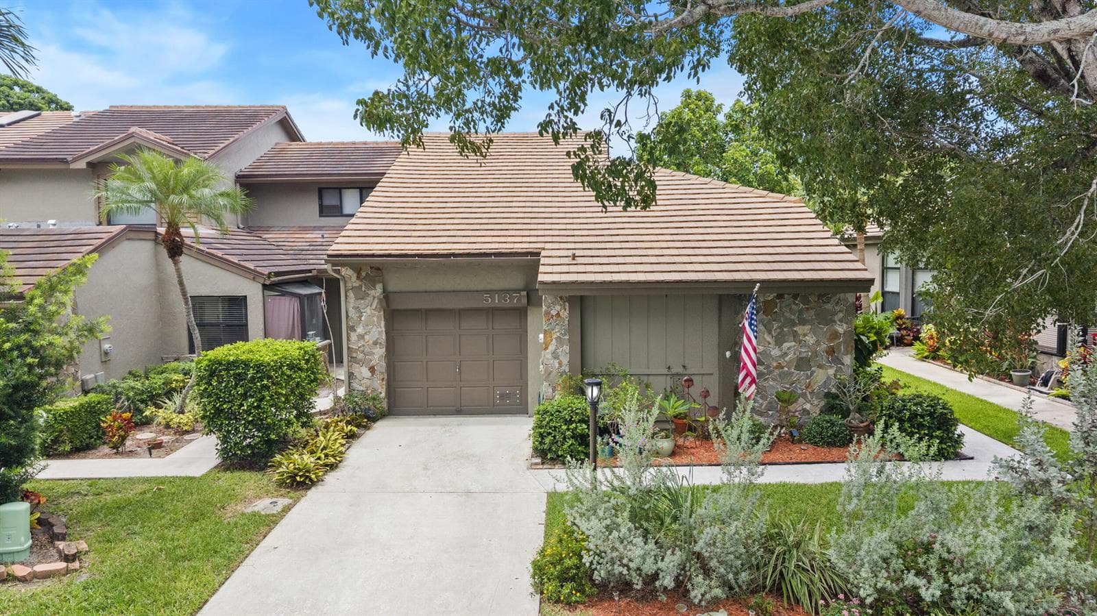 5137 THYME Drive, Palm Beach Gardens, FL 33418 — zdjęcie 2