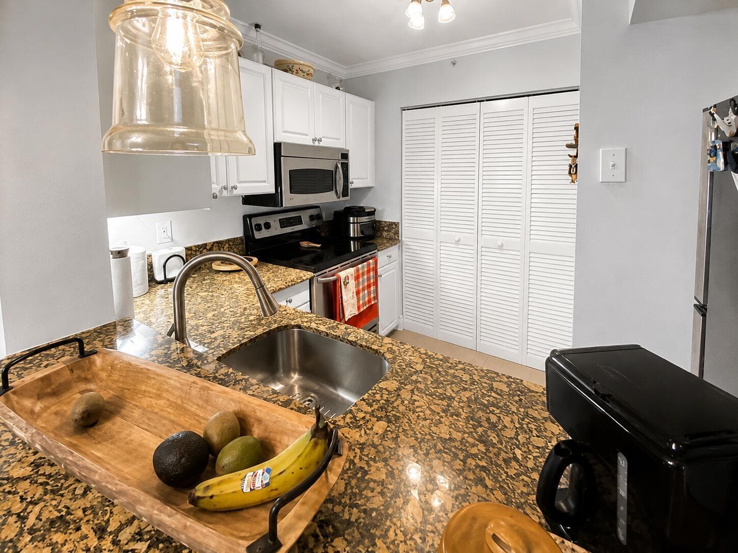 2721 Ocean Club Boulevard # 304, Hollywood, FL 33019 — zdjęcie 3