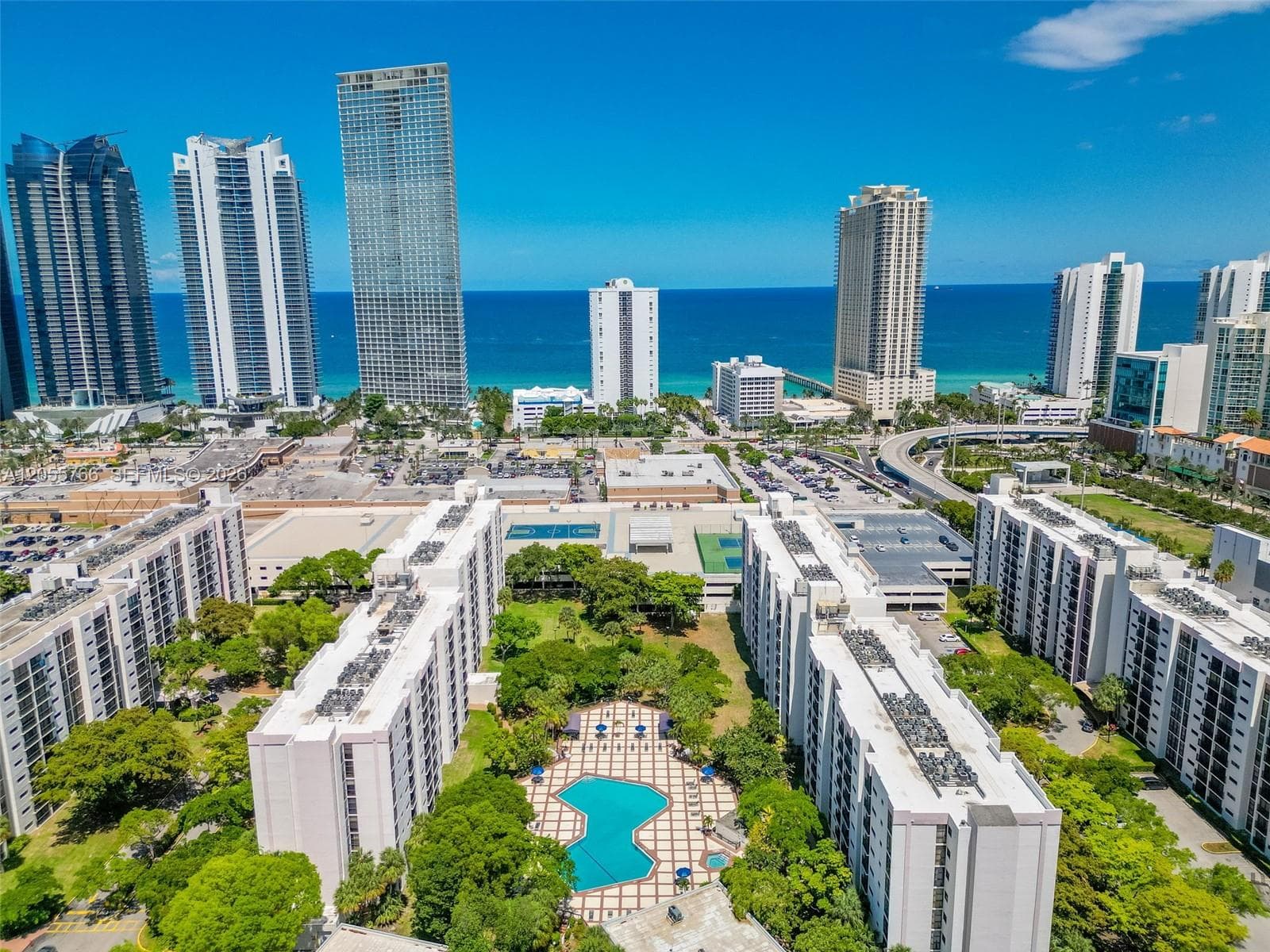 16919 N Bay Rd # 821, Sunny Isles Beach, FL 33160