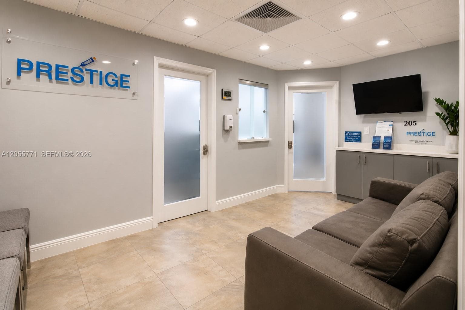 555 Biltmore Way # 205, Coral Gables, FL 33134 — zdjęcie 4