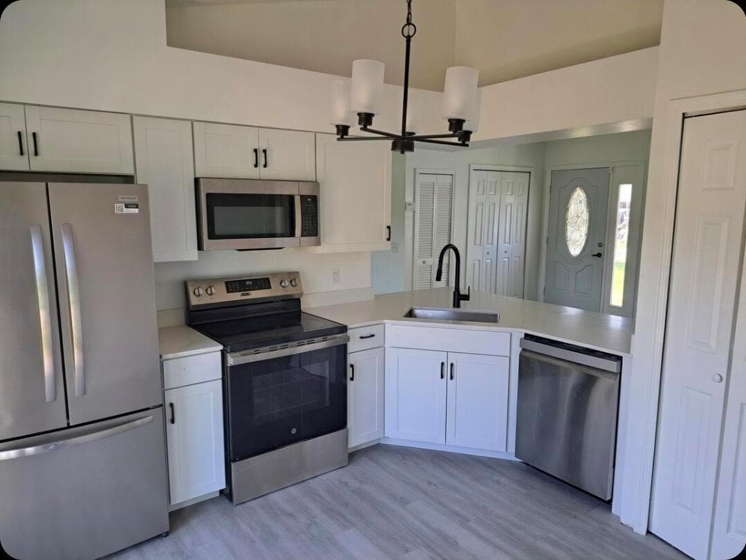 1032 SW Mataro Avenue, FL 34953 — zdjęcie 4