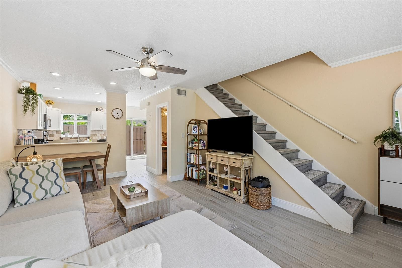 47 NE 20th Court # 1H, Wilton Manors, FL 33305 — zdjęcie 2