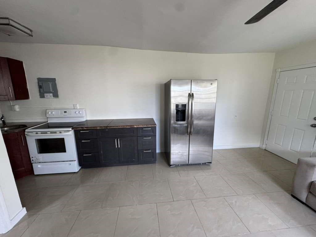 1042 Foster Road # 1-2, Hallandale Beach, FL 33009 — zdjęcie 4