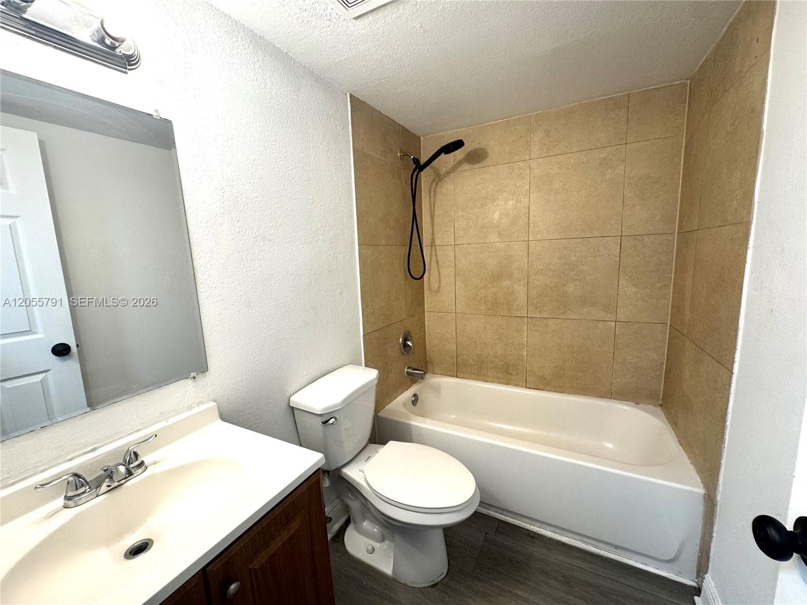 1525 NE 135th St # 03, North Miami, FL 33161 — zdjęcie 5