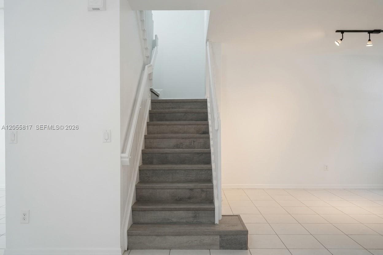 16654 SW 83rd Ln, Miami, FL 33193 — zdjęcie 4