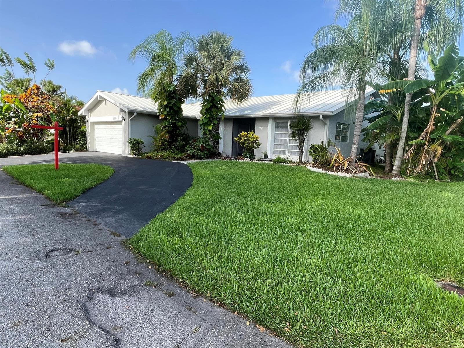 4804 MANGO Drive, Tamarac, FL 33319