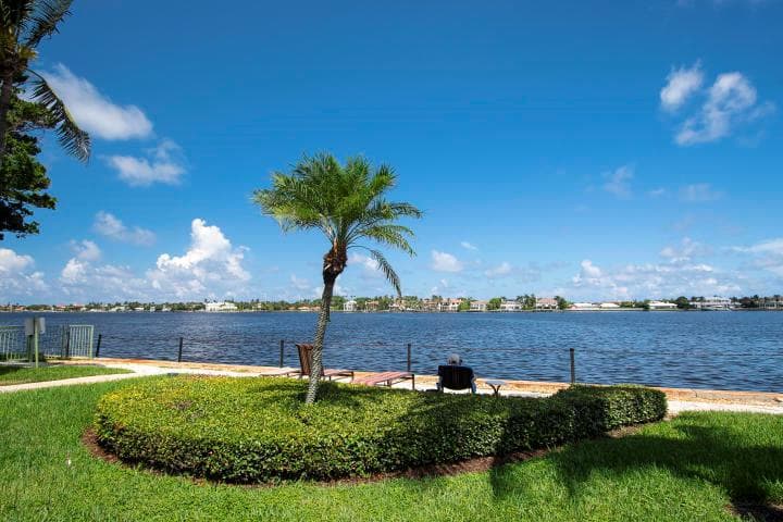 160 YACHT CLUB Way # 210, Hypoluxo, FL 33462