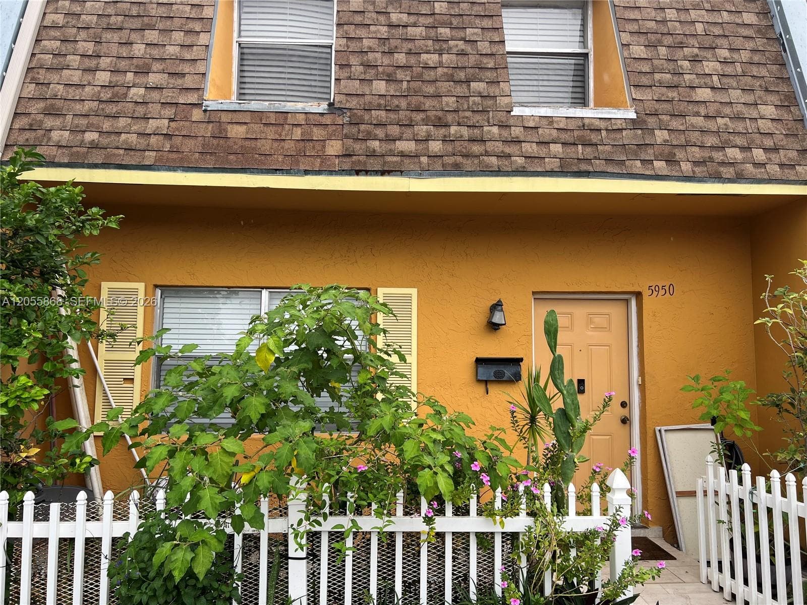 5950 NW 29th Pl # 109, Sunrise, FL 33313