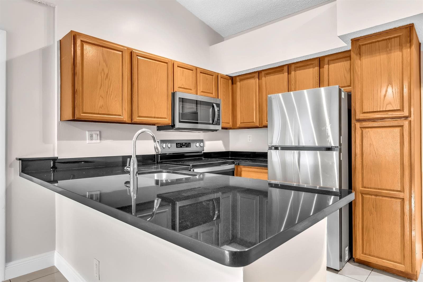 601 LYONS Road # 7201, Coconut Creek, FL 33063
