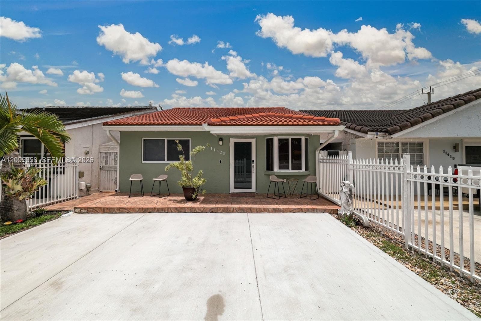 11425 NW 88th Ct, Hialeah Gardens, FL 33018 — zdjęcie 4