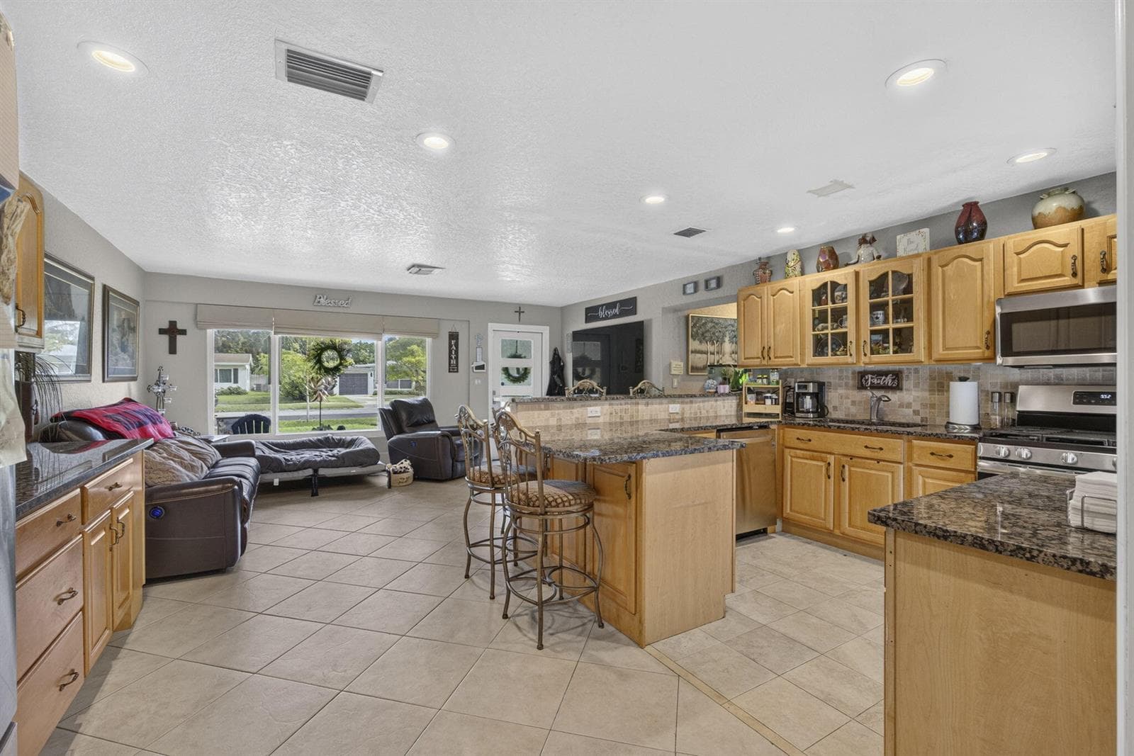240 GREGORY Road, West Palm Beach, FL 33405 — zdjęcie 5