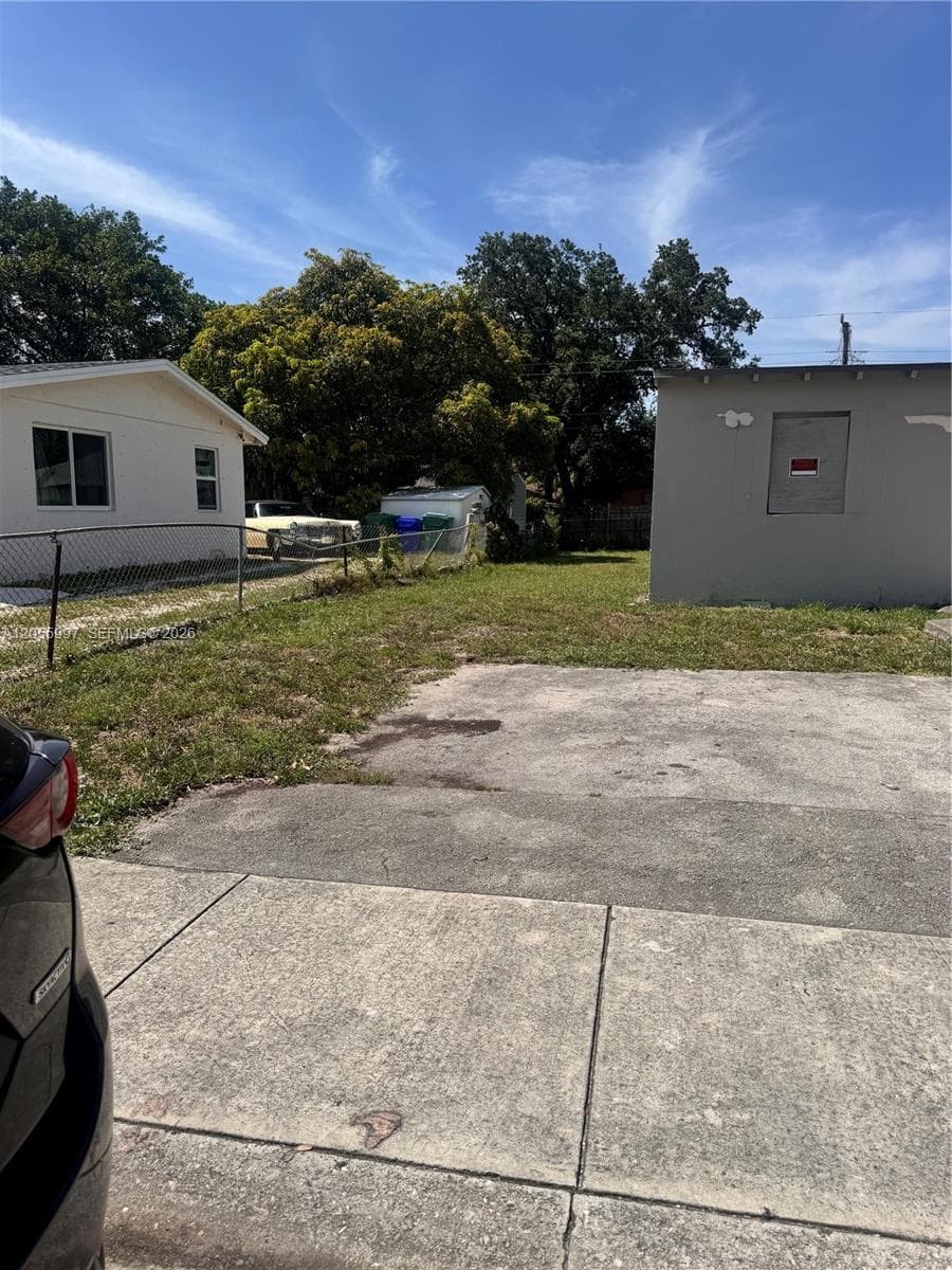 2845 NW 8th St, Fort Lauderdale, FL 33311 — zdjęcie 2