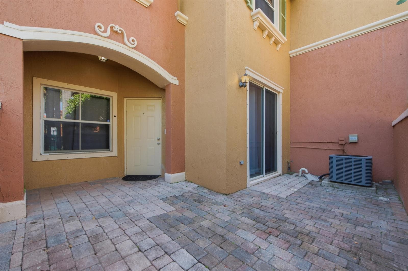 732 SW 106th Avenue # 2011, Pembroke Pines, FL 33025 — zdjęcie 5