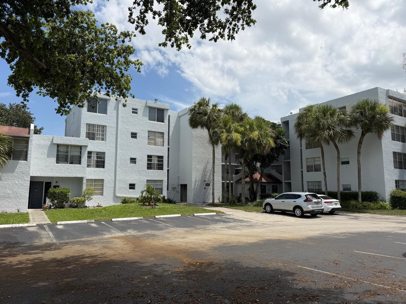 9470 LIVE OAK Place # 404, Davie, FL 33324