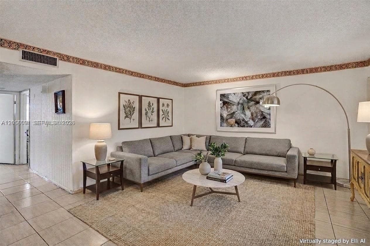 5300 Washington St # T220, Hollywood, FL 33021 — zdjęcie 4