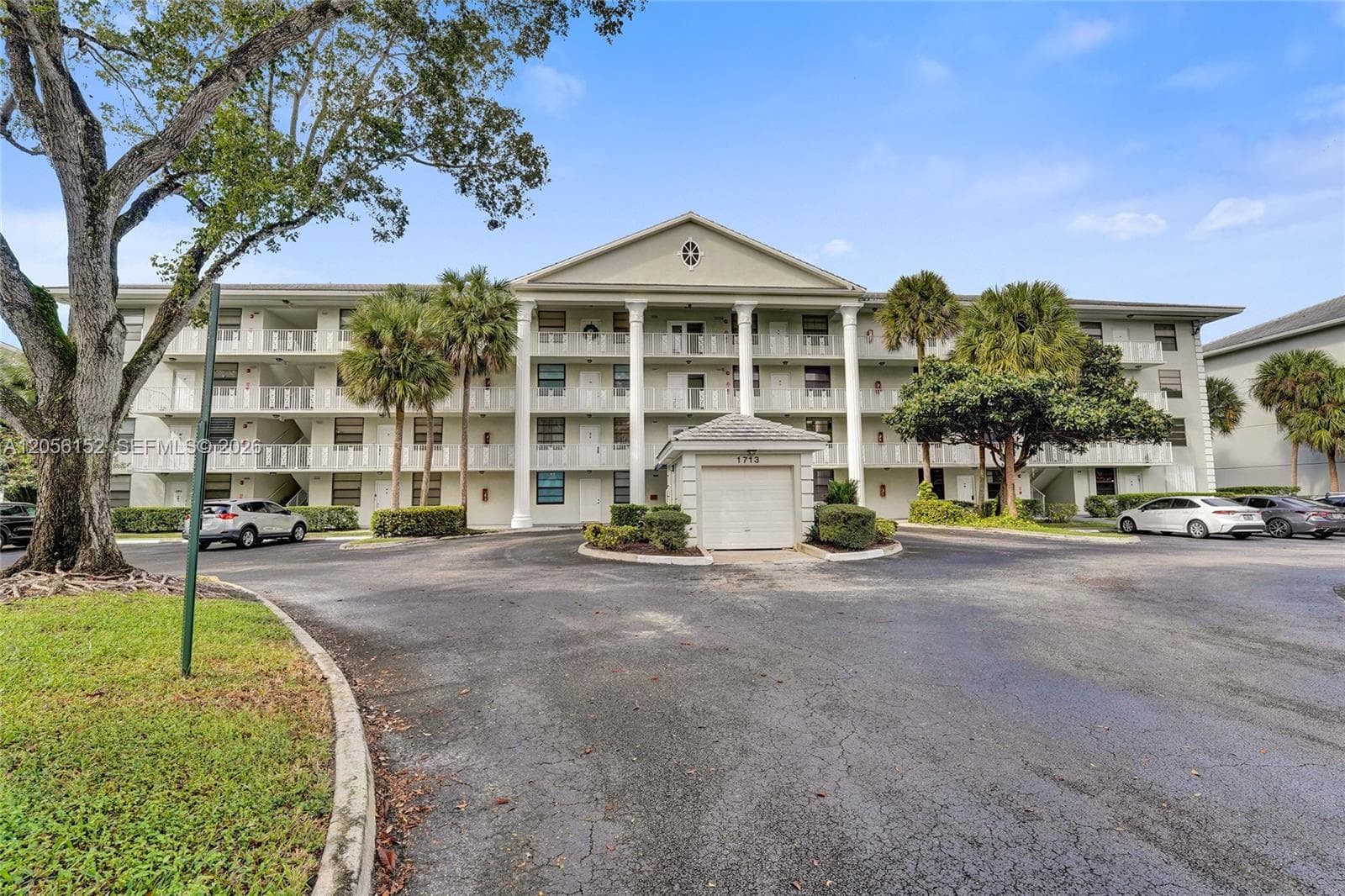1713 Whitehall Dr # 304, Davie, FL 33324 — zdjęcie 2