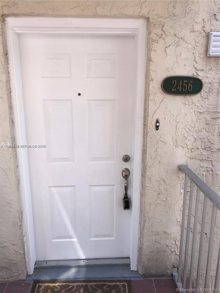 10000 NW 80th Ct # 2456, Hialeah Gardens, FL 33016 — zdjęcie 3