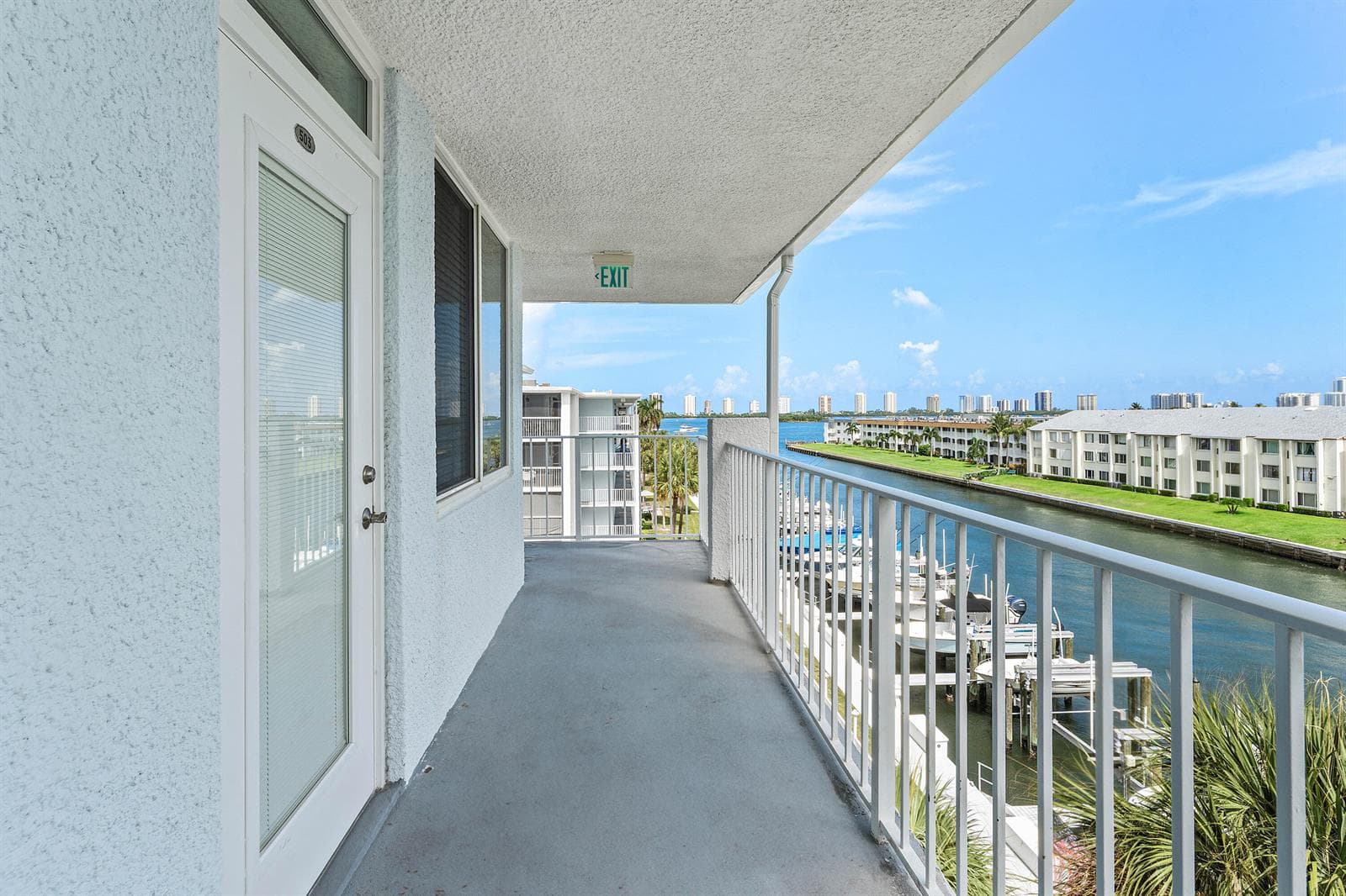 108 Paradise Harbour Boulevard # 502, North Palm Beach, FL 33408