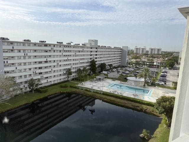 1770 NE 191st St # 808-1, Miami, FL 33179
