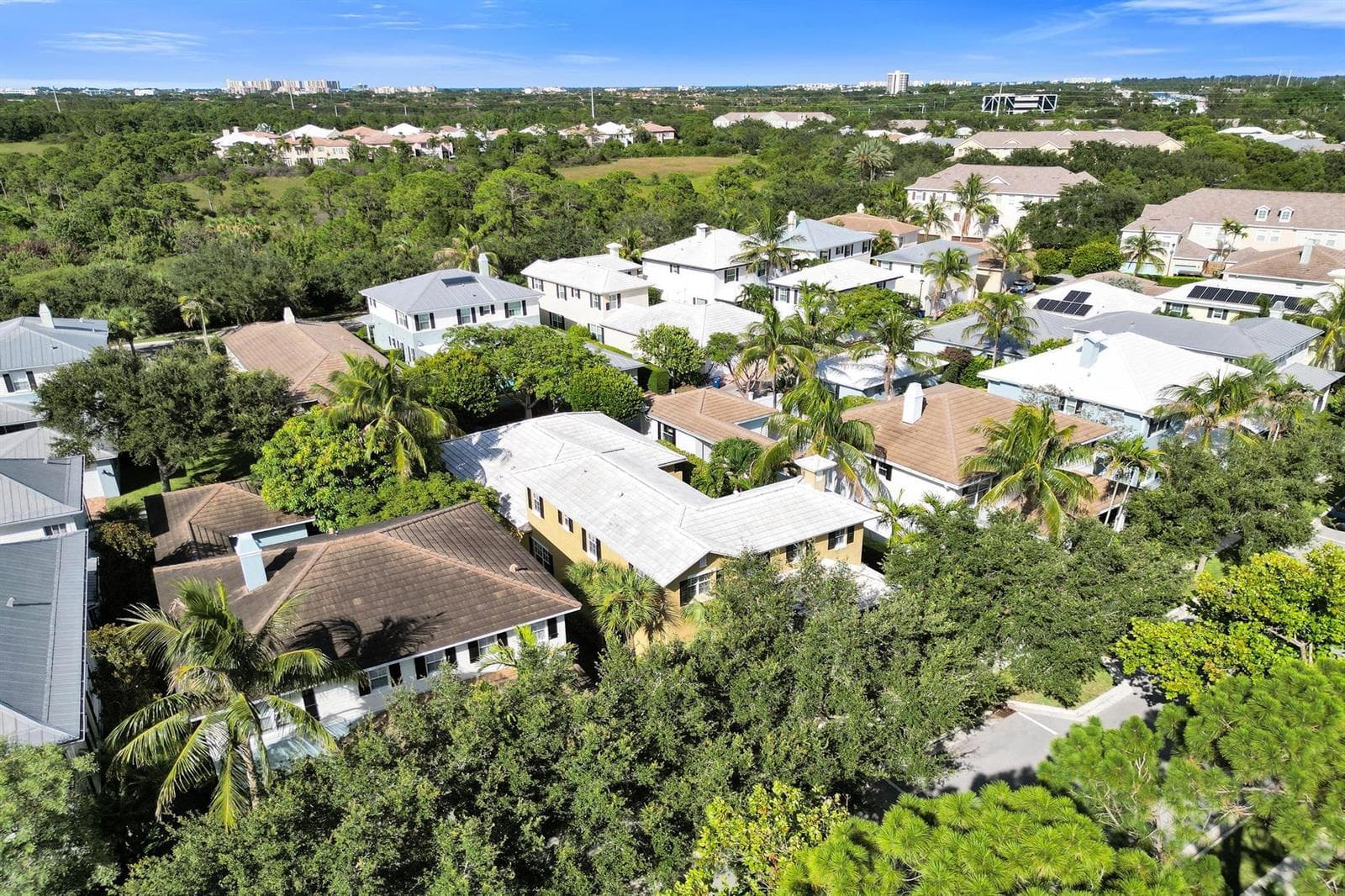 111 LEATHER LEAF Drive, Jupiter, FL 33458 — zdjęcie 3