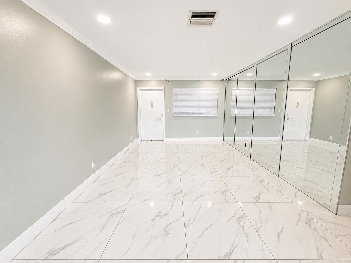 941 CRYSTAL LAKE Drive # 309, Deerfield Beach, FL 33064 — zdjęcie 3