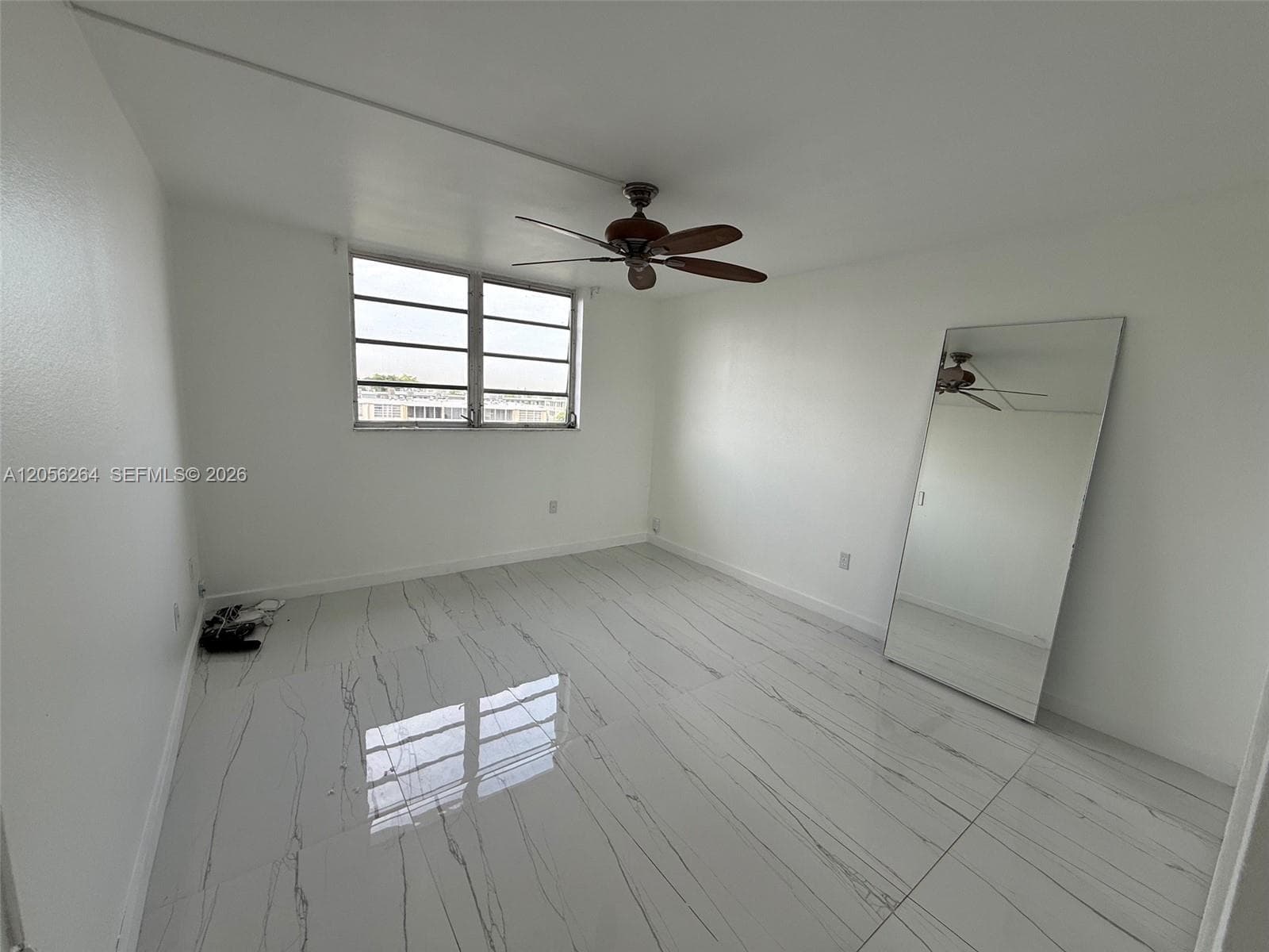 1700 NE 191st St # 510, Miami, FL 33179 — zdjęcie 4