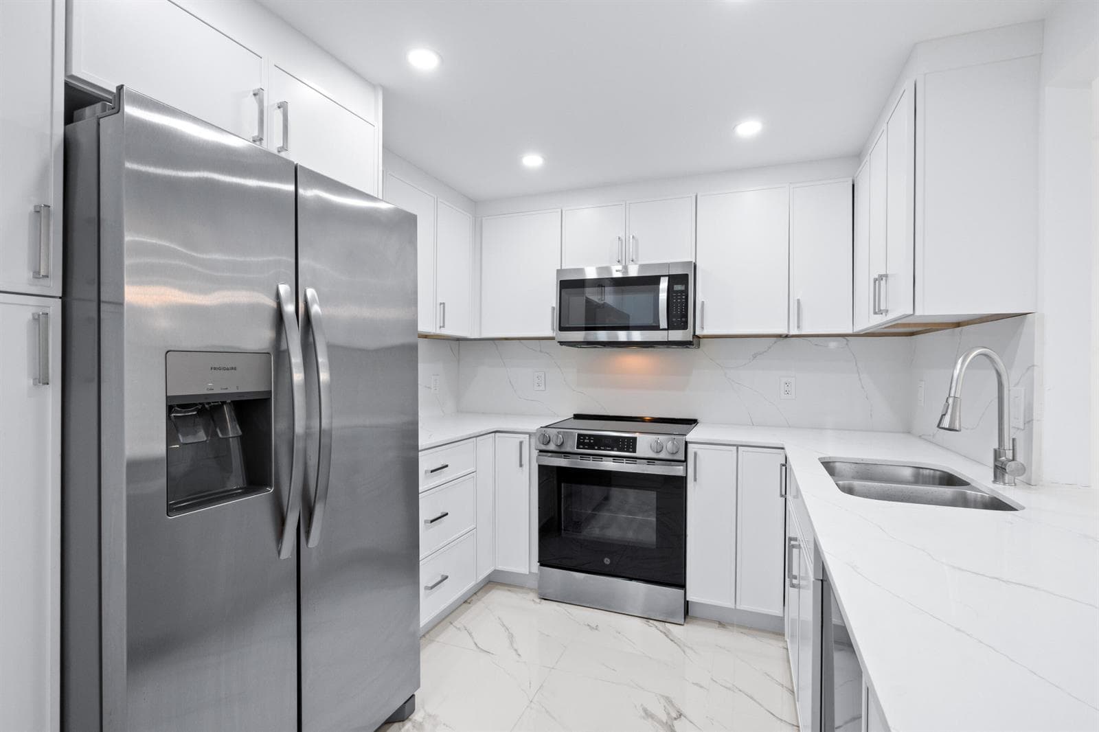 501 E DANIA BEACH Boulevard # 5-3F, Dania Beach, FL 33004 — zdjęcie 2