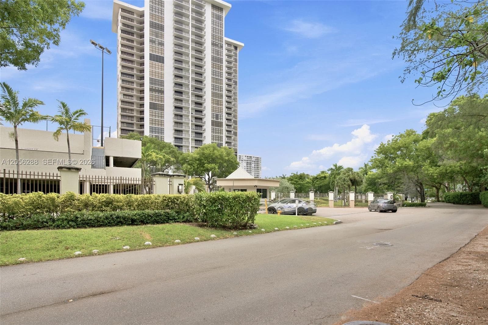 18181 NE 31st Ct # 807, Aventura, FL 33160 — zdjęcie 3