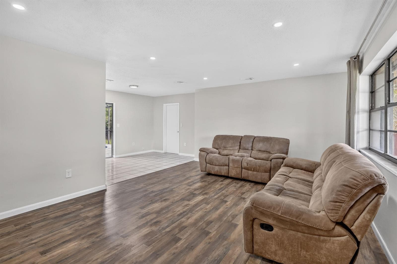 8968 SW 52nd Place, Cooper City, FL 33328 — zdjęcie 3