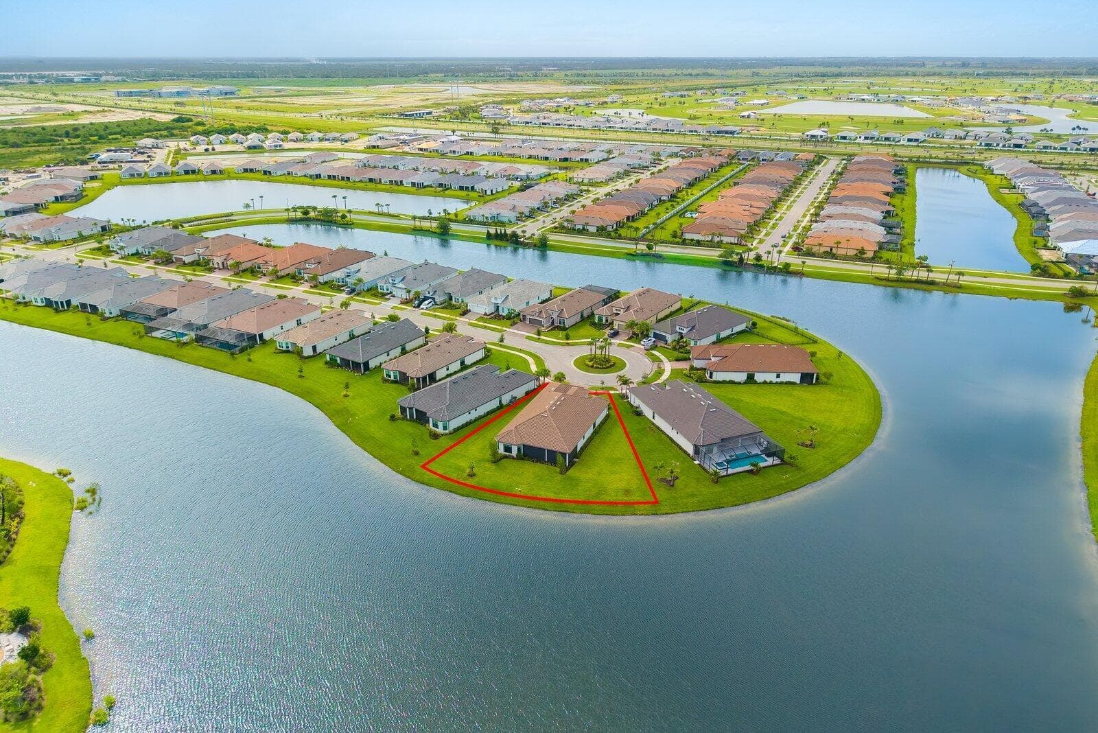 13308 SW Alejandro Court, Port St. Lucie, FL 34987 — zdjęcie 2