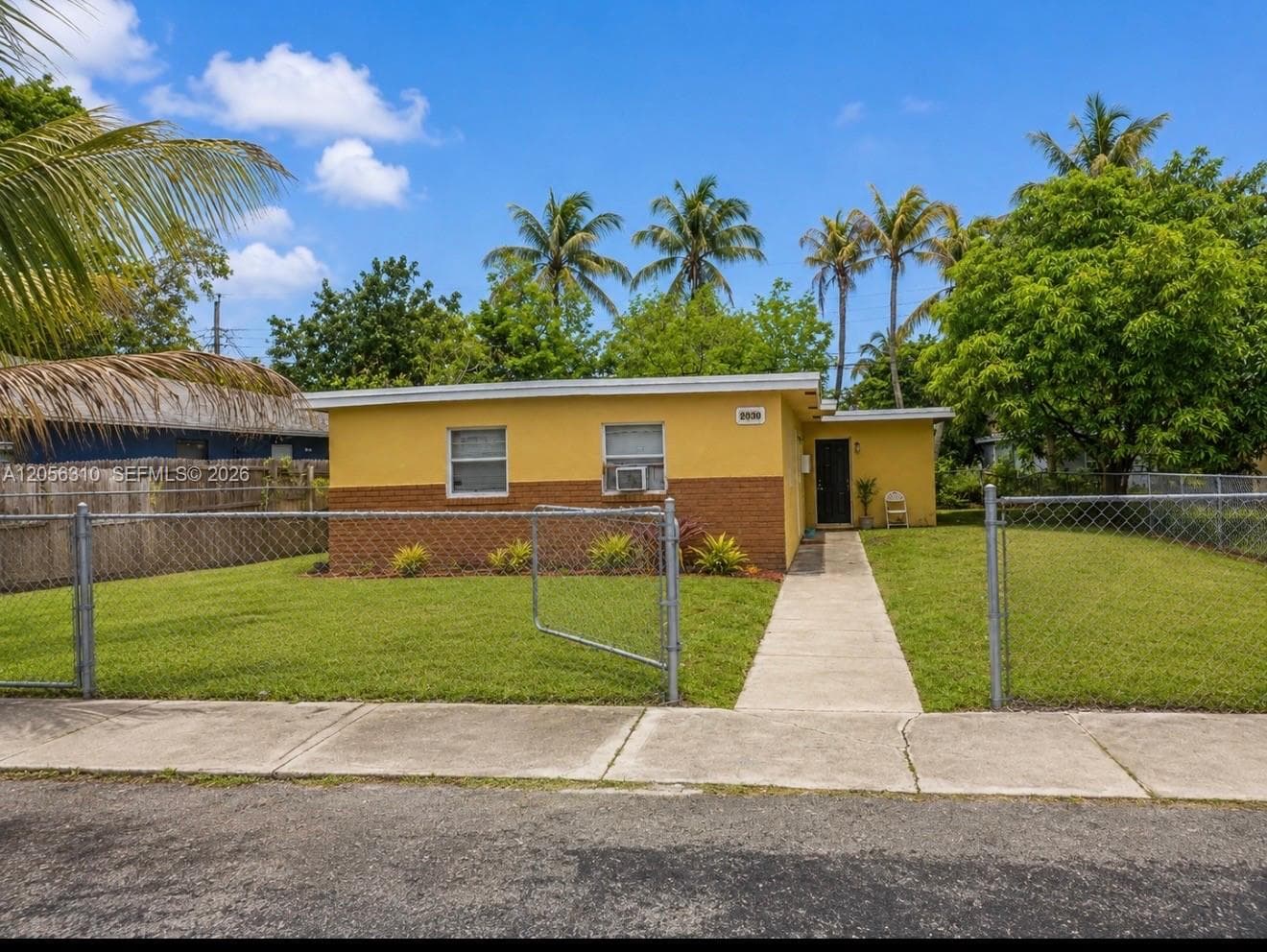 2930 NW 8th St, Fort Lauderdale, FL 33311
