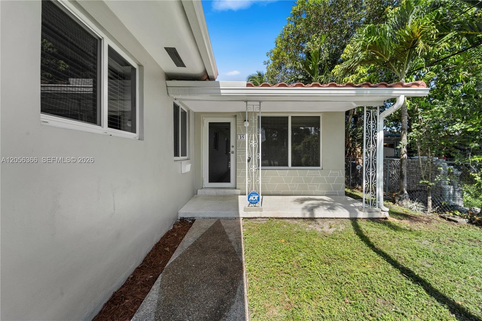 35 NW 49th Ave # Rear Unit, Miami, FL 33126 — zdjęcie 2