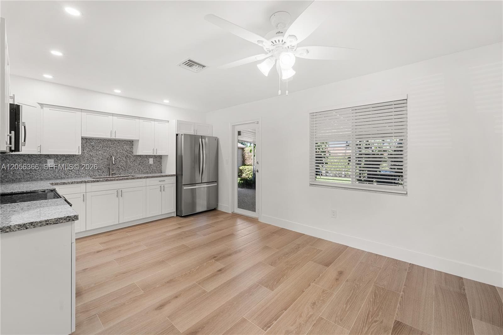 35 NW 49th Ave # Rear Unit, Miami, FL 33126 — zdjęcie 5
