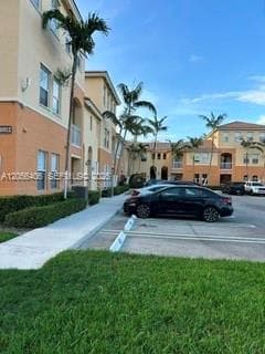 10012 NW 7th St # 216, Miami, FL 33172 — zdjęcie 4