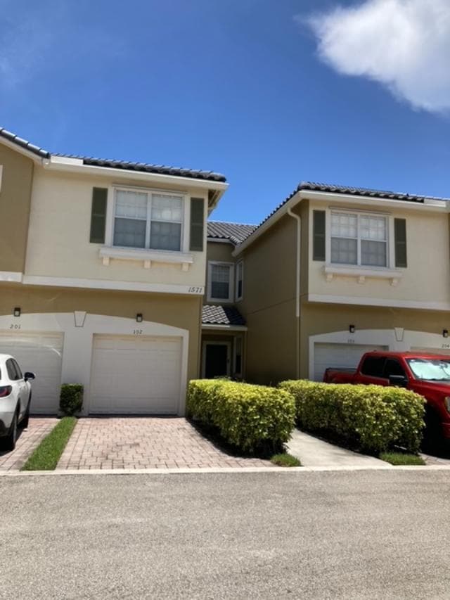 1571 SE HAMPSHIRE Way # 102, Stuart, FL 34994