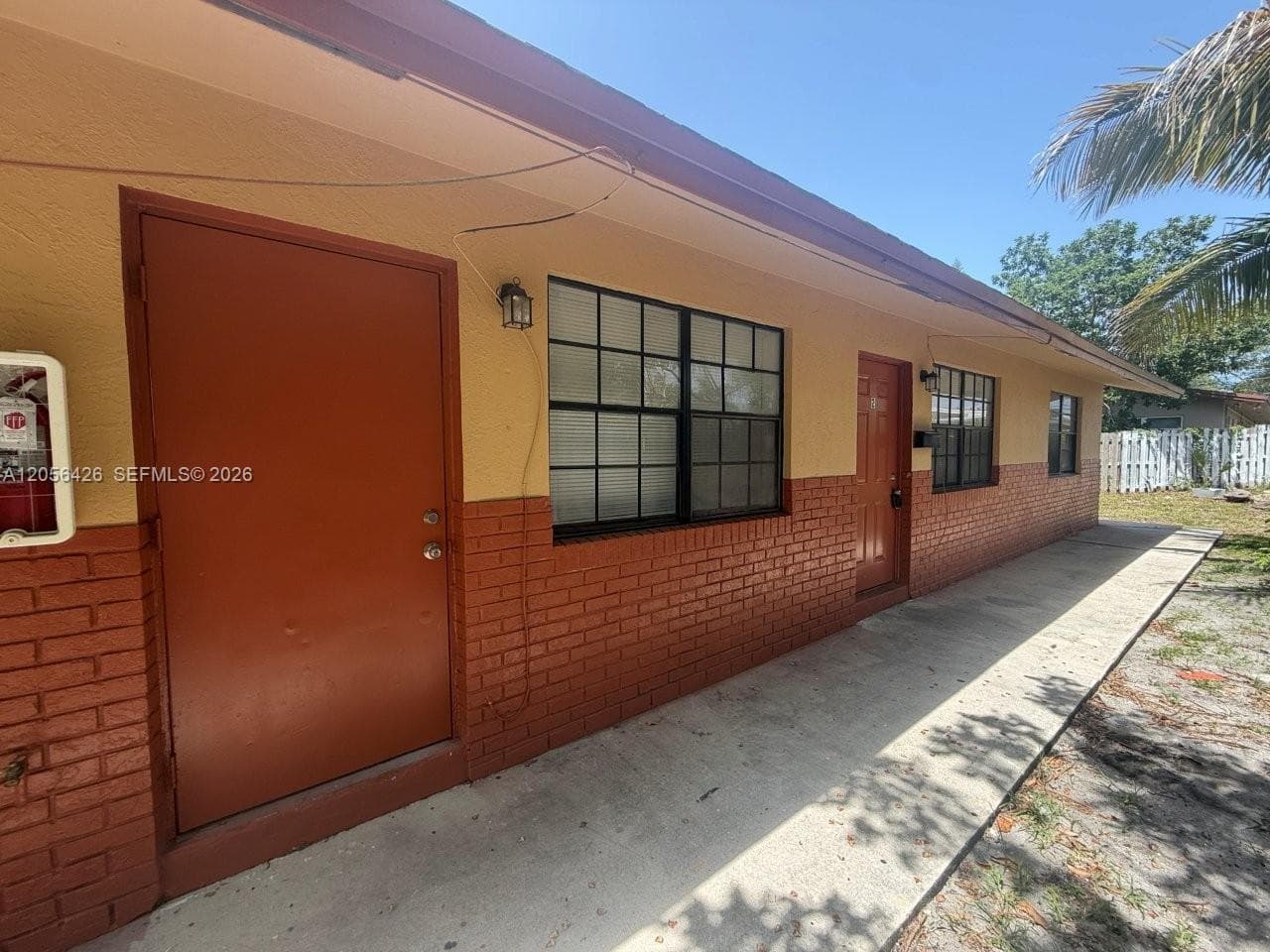 1132 NE 5th Ave # 2, Fort Lauderdale, FL 33304