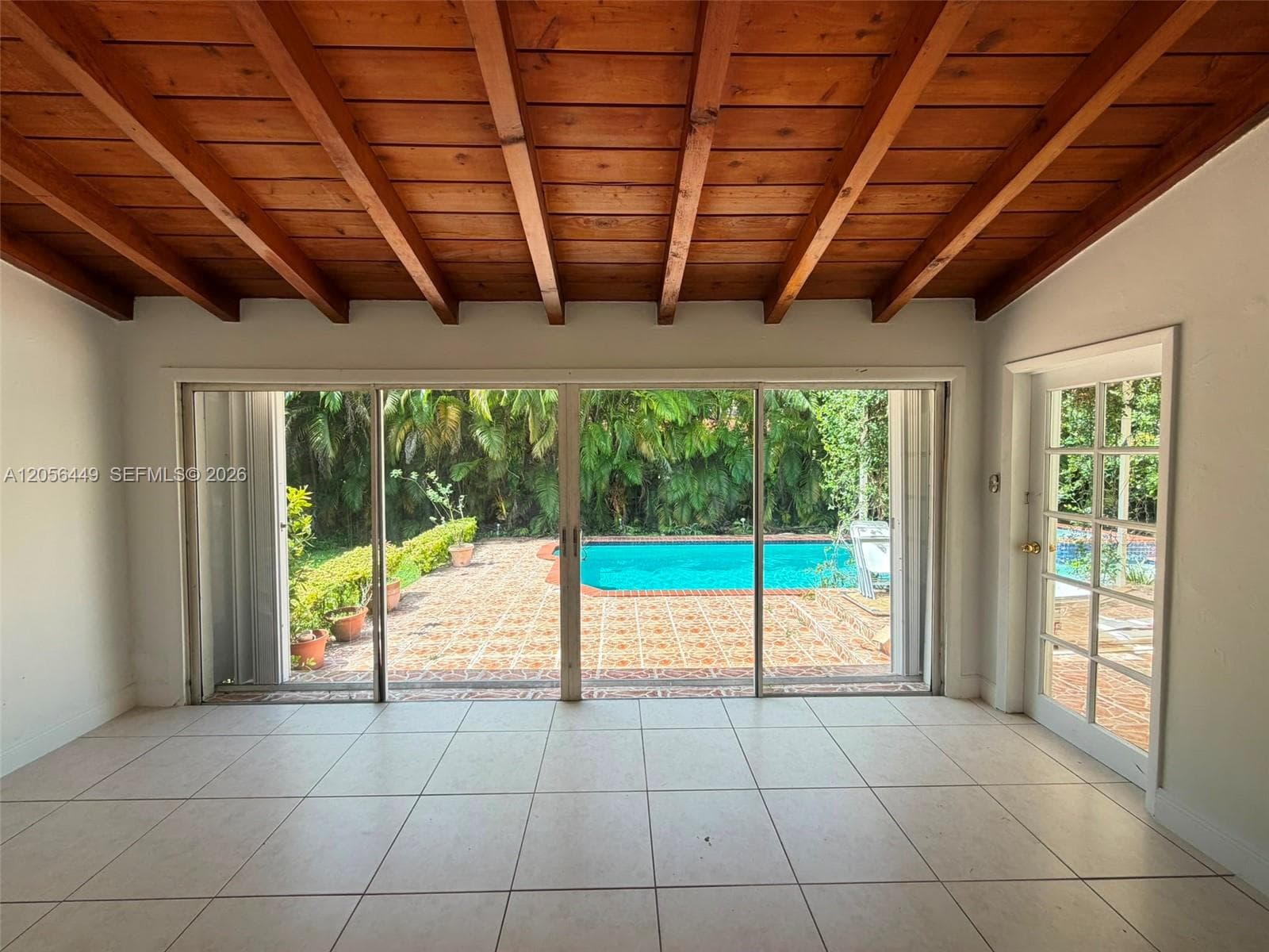 1540 Dorado Ave, Coral Gables, FL 33146 — zdjęcie 2