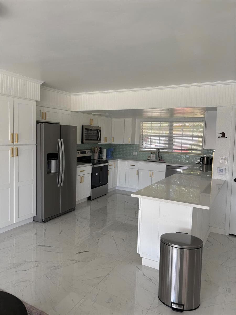 2614 AMHERST Lane, FL 33460 — zdjęcie 3