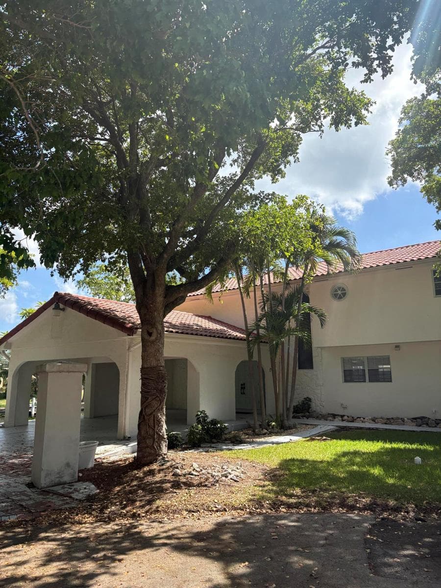 2614 AMHERST Lane, FL 33460
