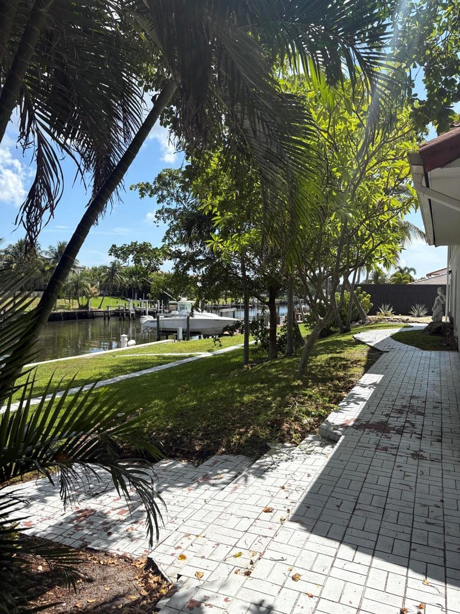 2614 AMHERST Lane, FL 33460 — zdjęcie 5