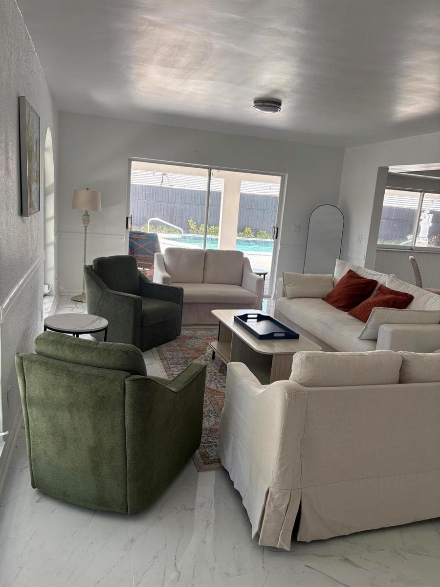 2614 AMHERST Lane, FL 33460 — zdjęcie 4