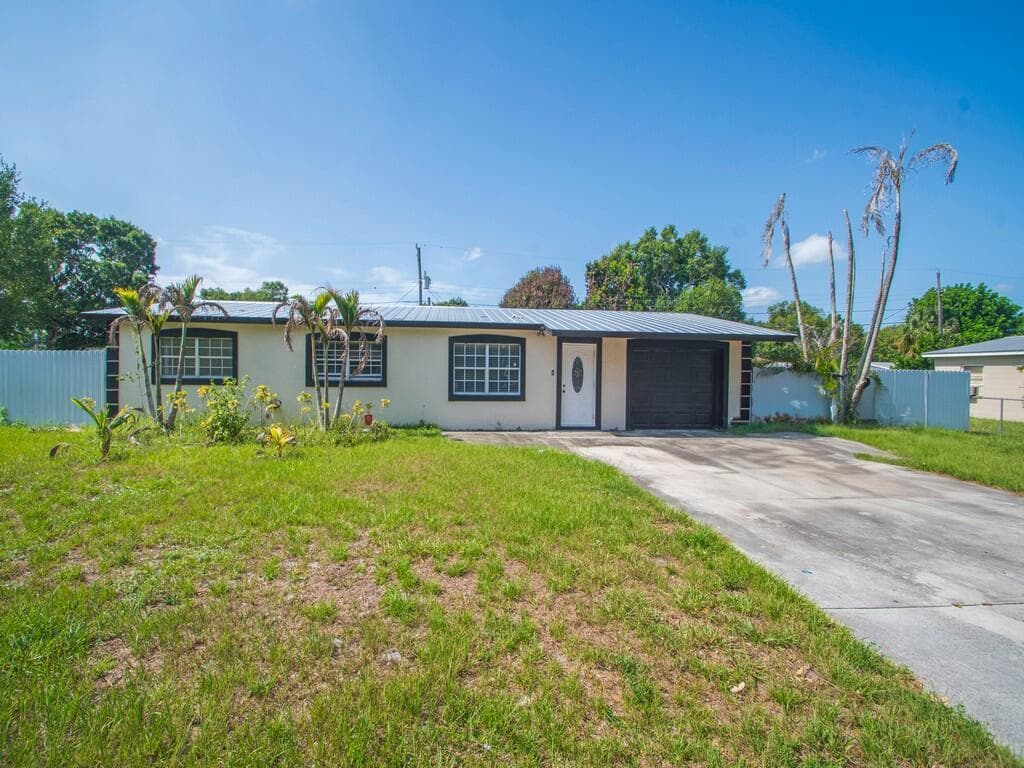 355 JOHNSTON Street, Fort Pierce, FL 34982 — zdjęcie 3