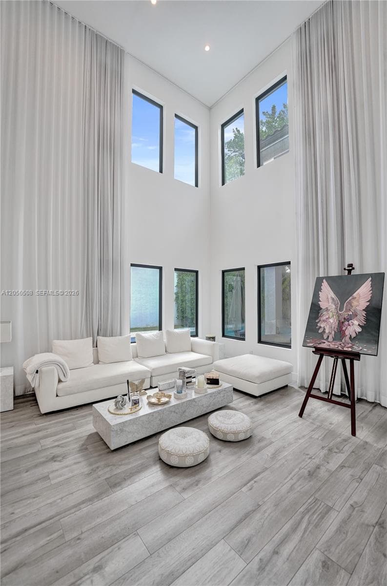 5742 E Brookfield Cir E, Hollywood, FL 33312 — zdjęcie 4