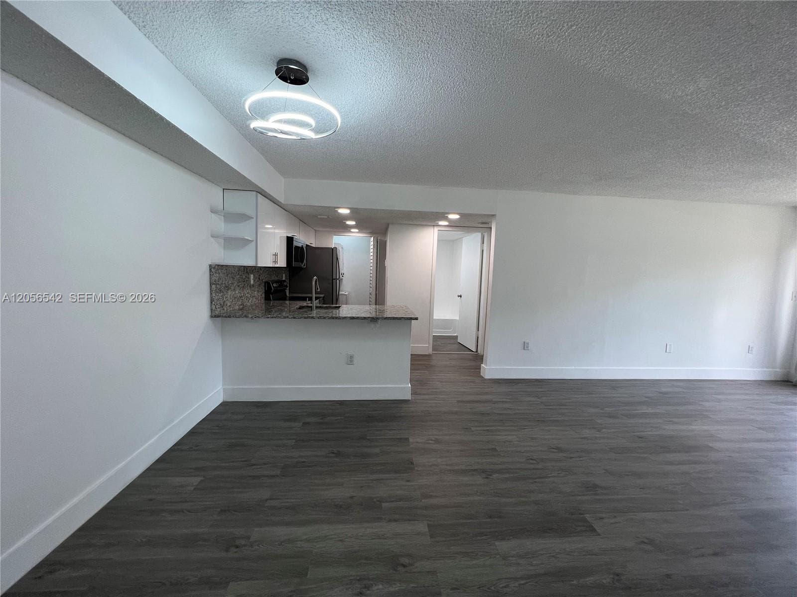7235 NW 179th St # 104, Hialeah, FL 33015 — zdjęcie 5
