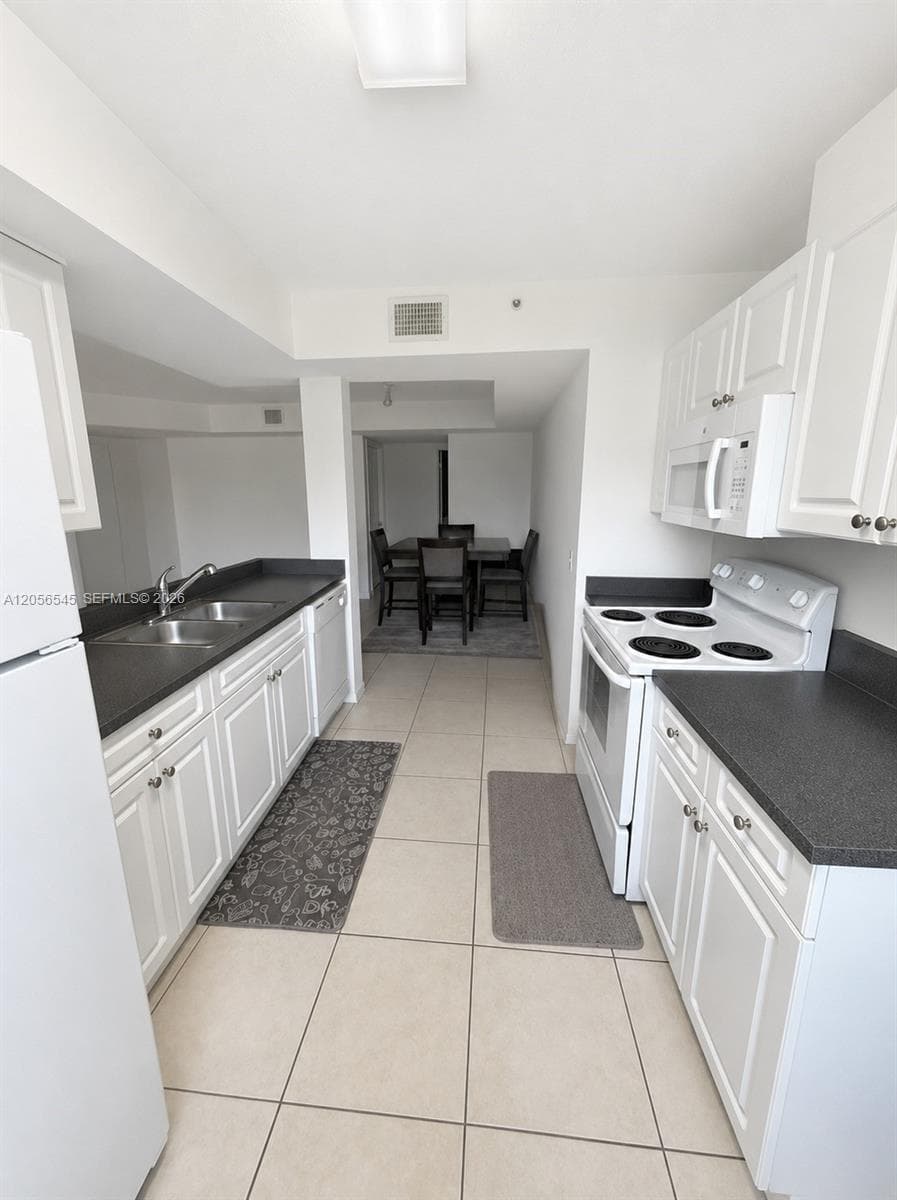9645 NW 1st Ct # 1-110, Pembroke Pines, FL 33024 — zdjęcie 4
