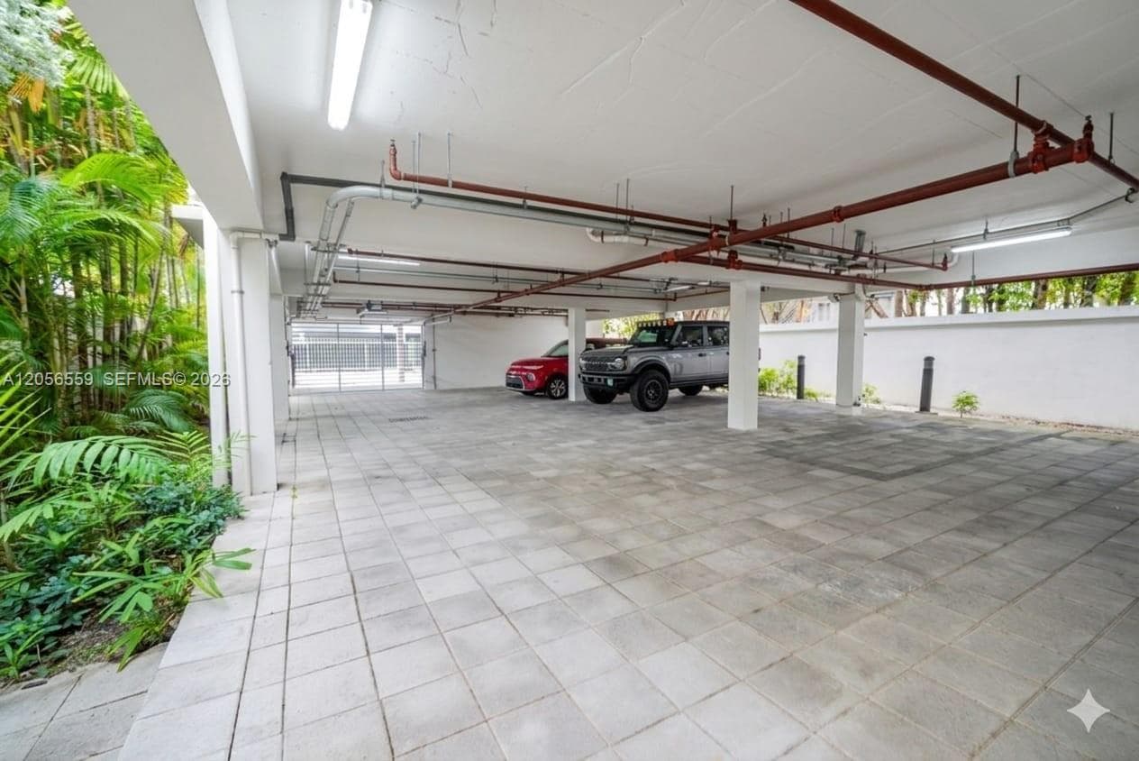619 Meridian Ave # 4, Miami Beach, FL 33139 — zdjęcie 2